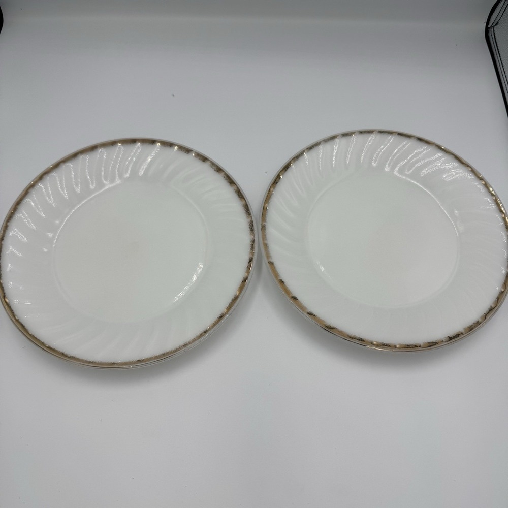 Anchor‎ Hocking Fire King Milk Glass Swirl 7 1/4" Plates Gold Trim Set Of 2